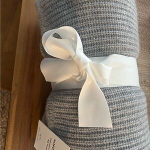 Nordstrom Cashmere Blend Ribbed Throw Blanket Grey 50 x 60 MSRP: $150